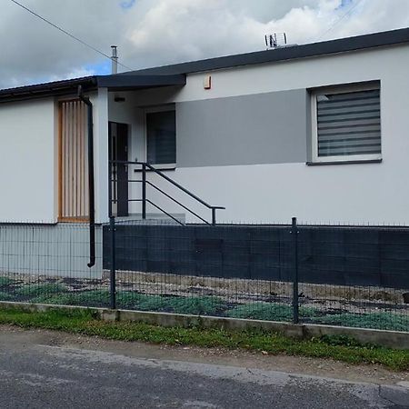 Dom Goscinny 4Jawa I Tuczempy Kültér fotó